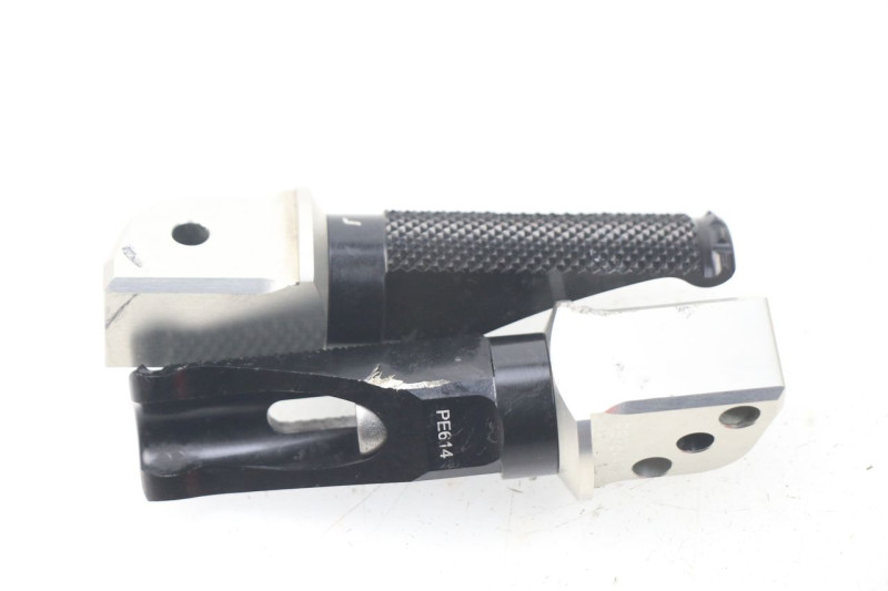 Partbike - Pedane Posteriori per Kawasaki Z Z900 900 (2017 - 2019) sconto
